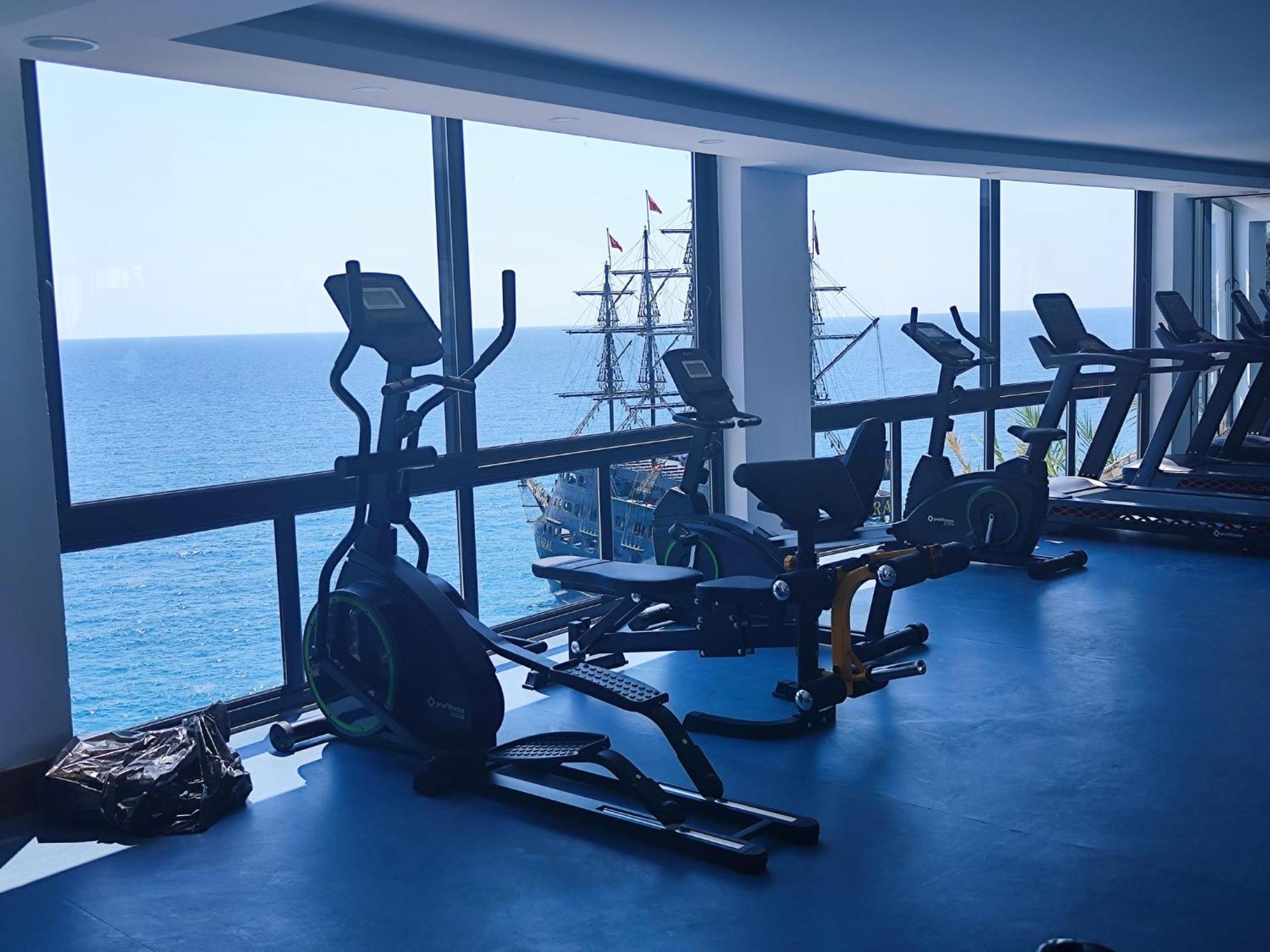 Ada Port Hotel Adults Only Alanya Exteriér fotografie