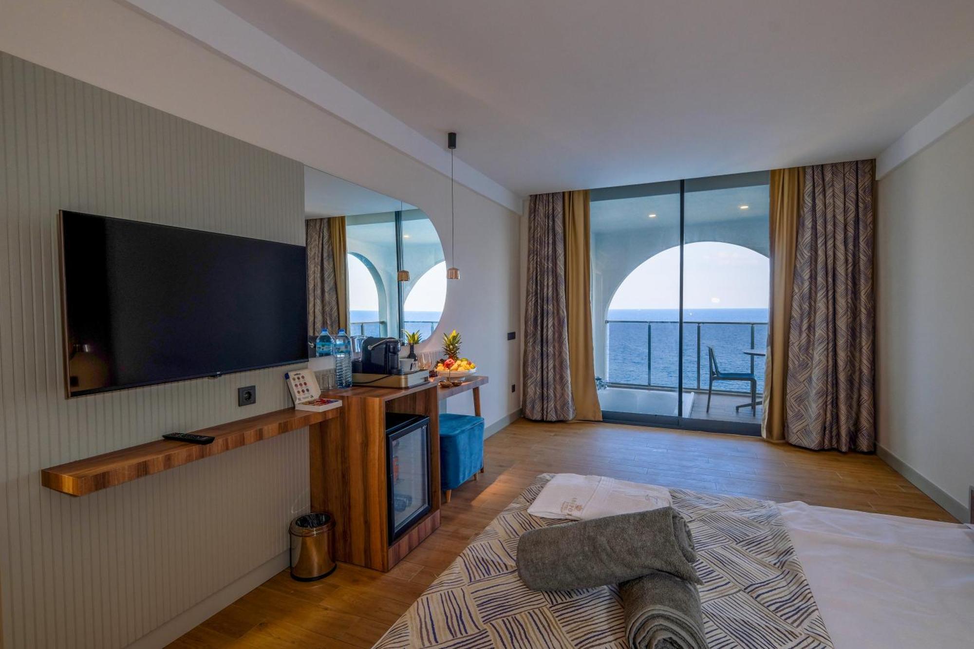 Ada Port Hotel Adults Only Alanya Exteriér fotografie